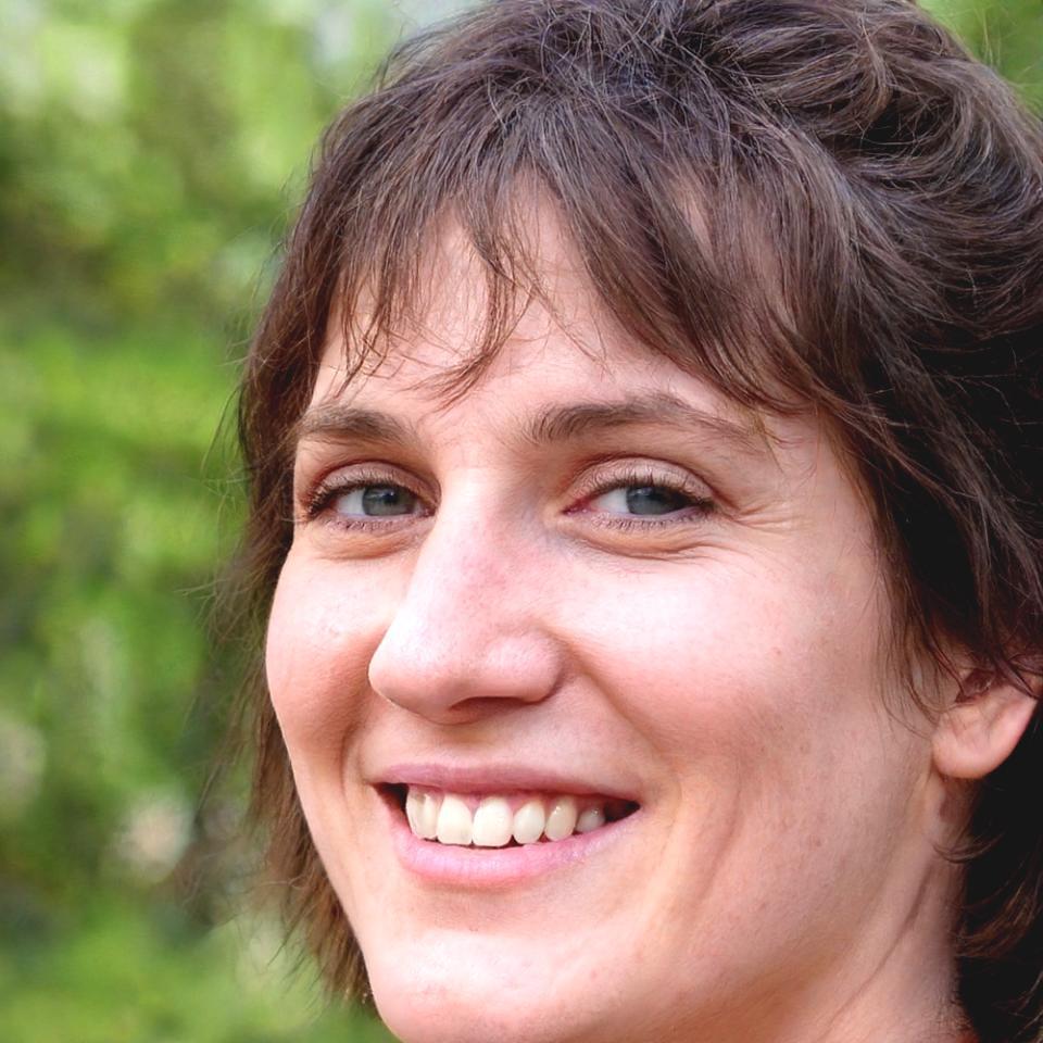 Retrato profesional de Esperanza Mendoza